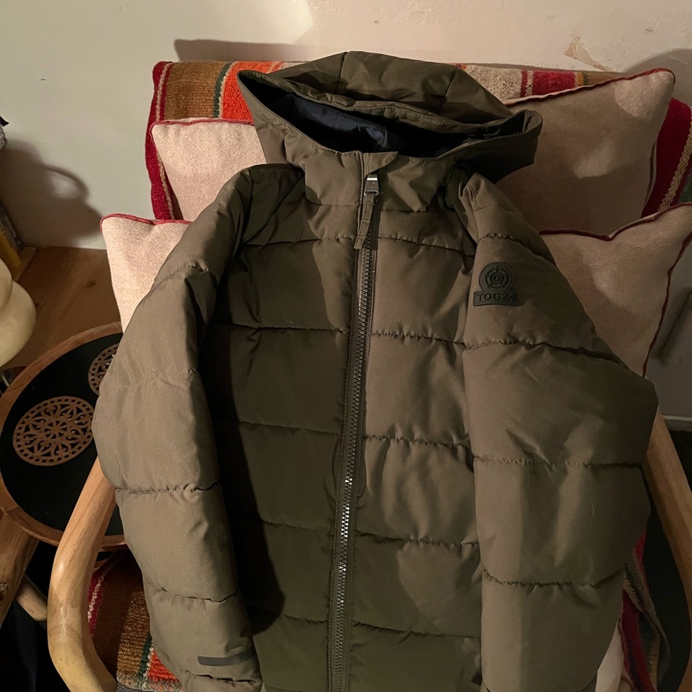 Tog 24 boys puffer coat in green.